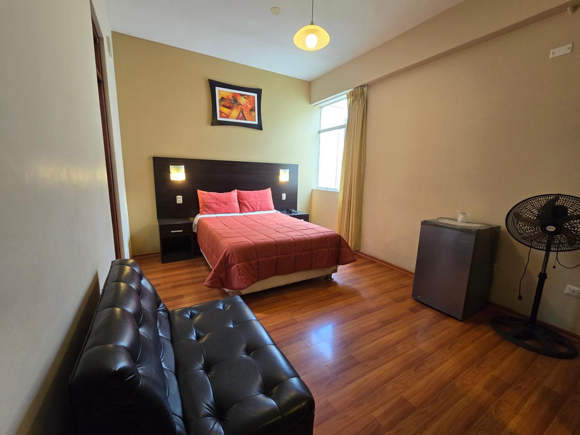 Pacific Suites Hotel Такна Екстериор снимка