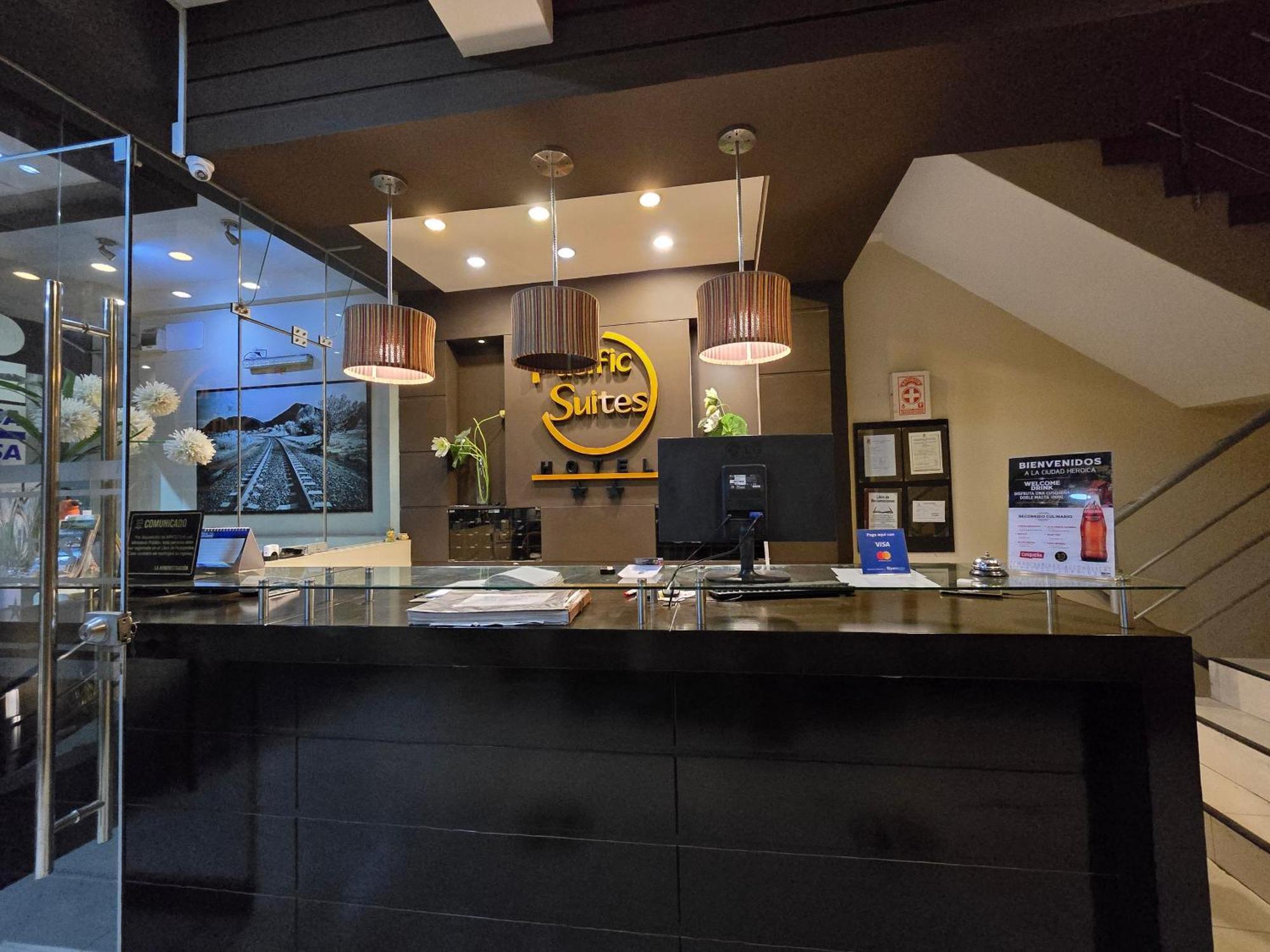 Pacific Suites Hotel Такна Екстериор снимка
