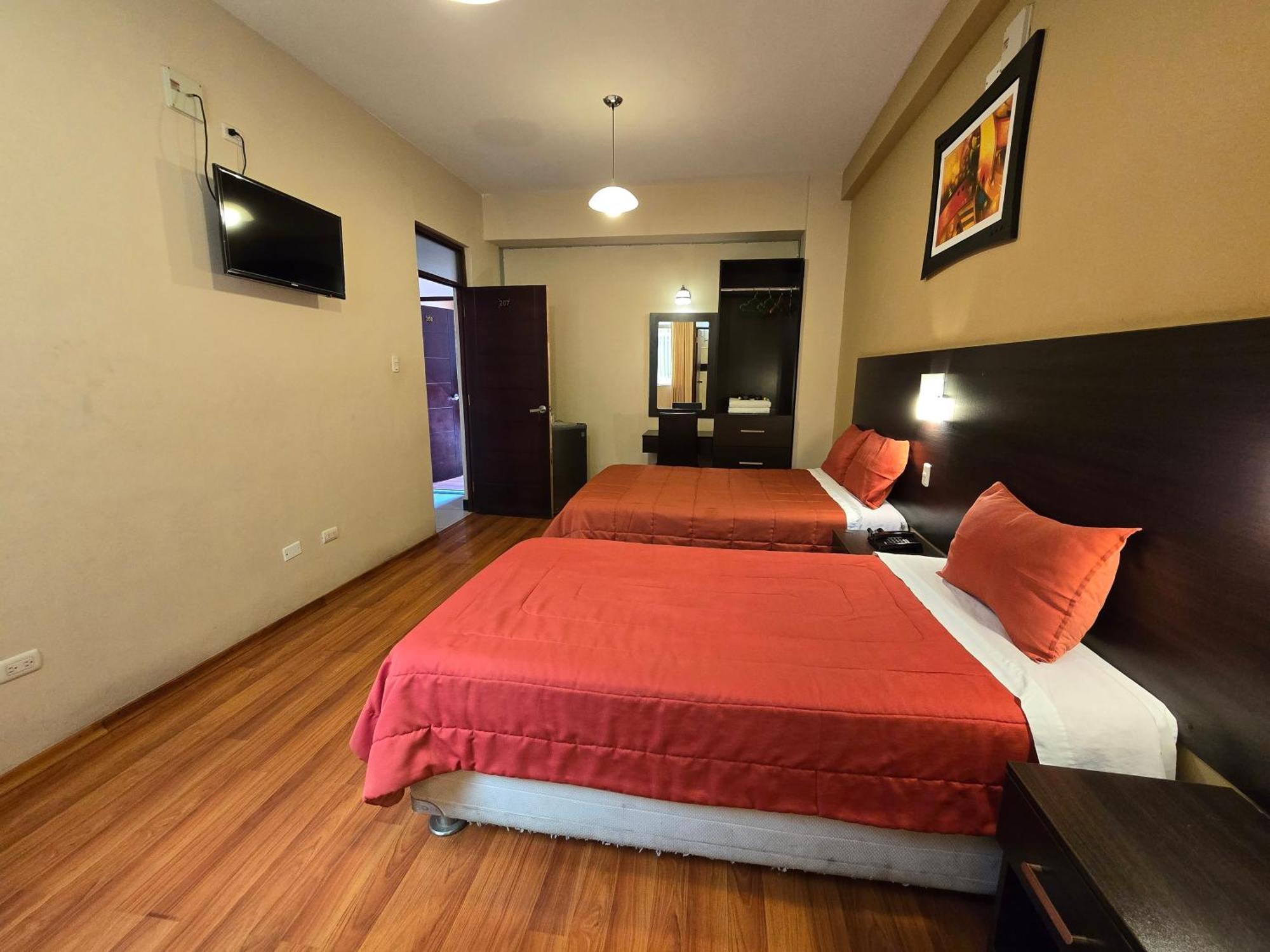 Pacific Suites Hotel Такна Екстериор снимка